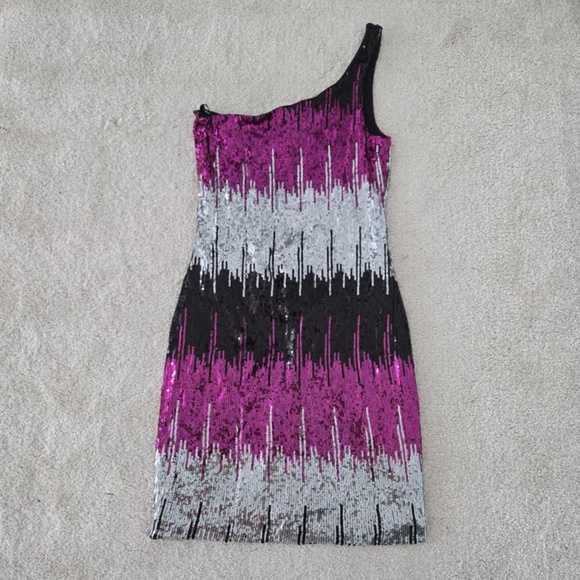 one shoulder ombre pink, black and silver sequin mini dress - Picture 4 of 4